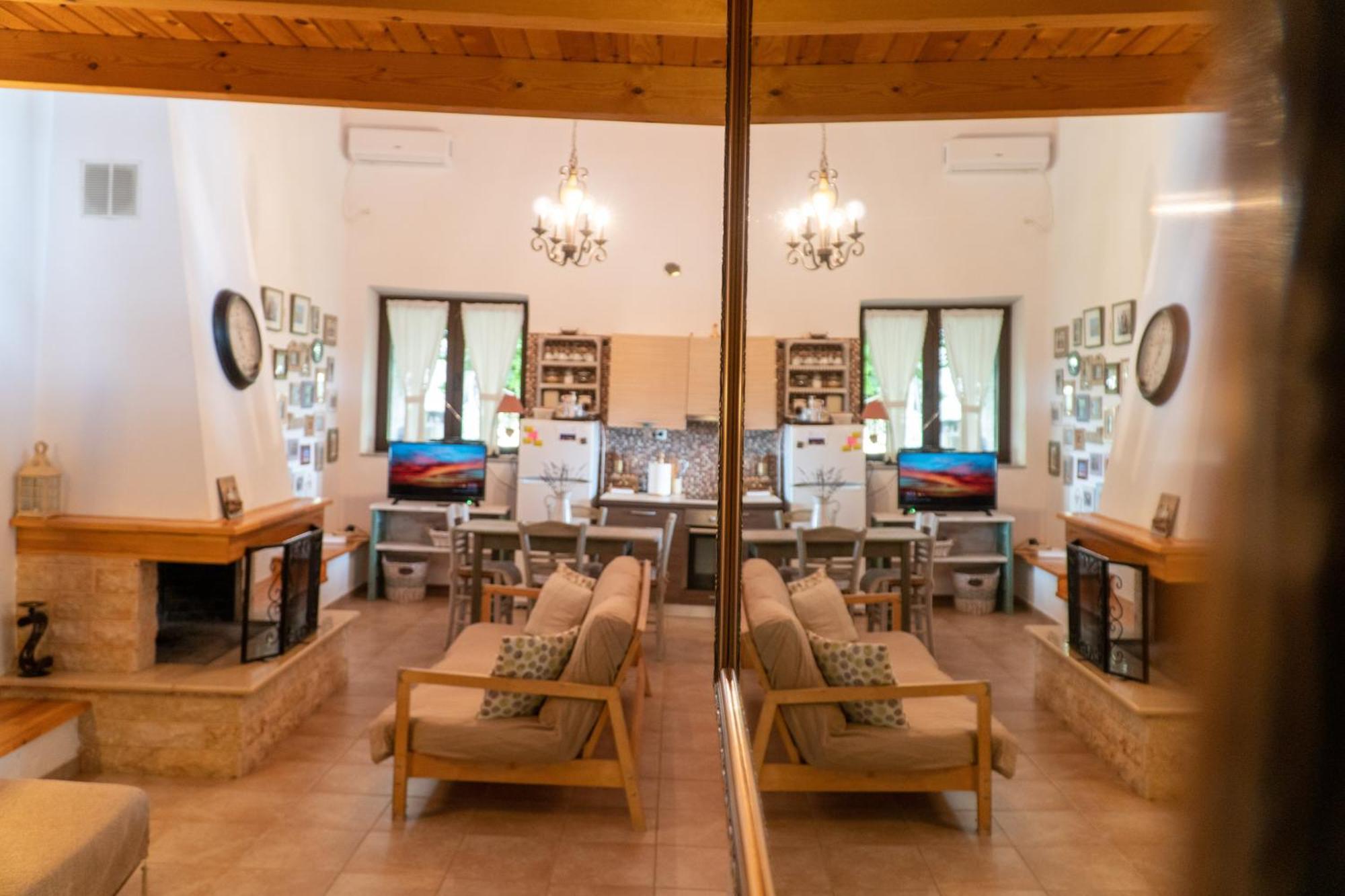 Villa Achinos Akhinos Bagian luar foto